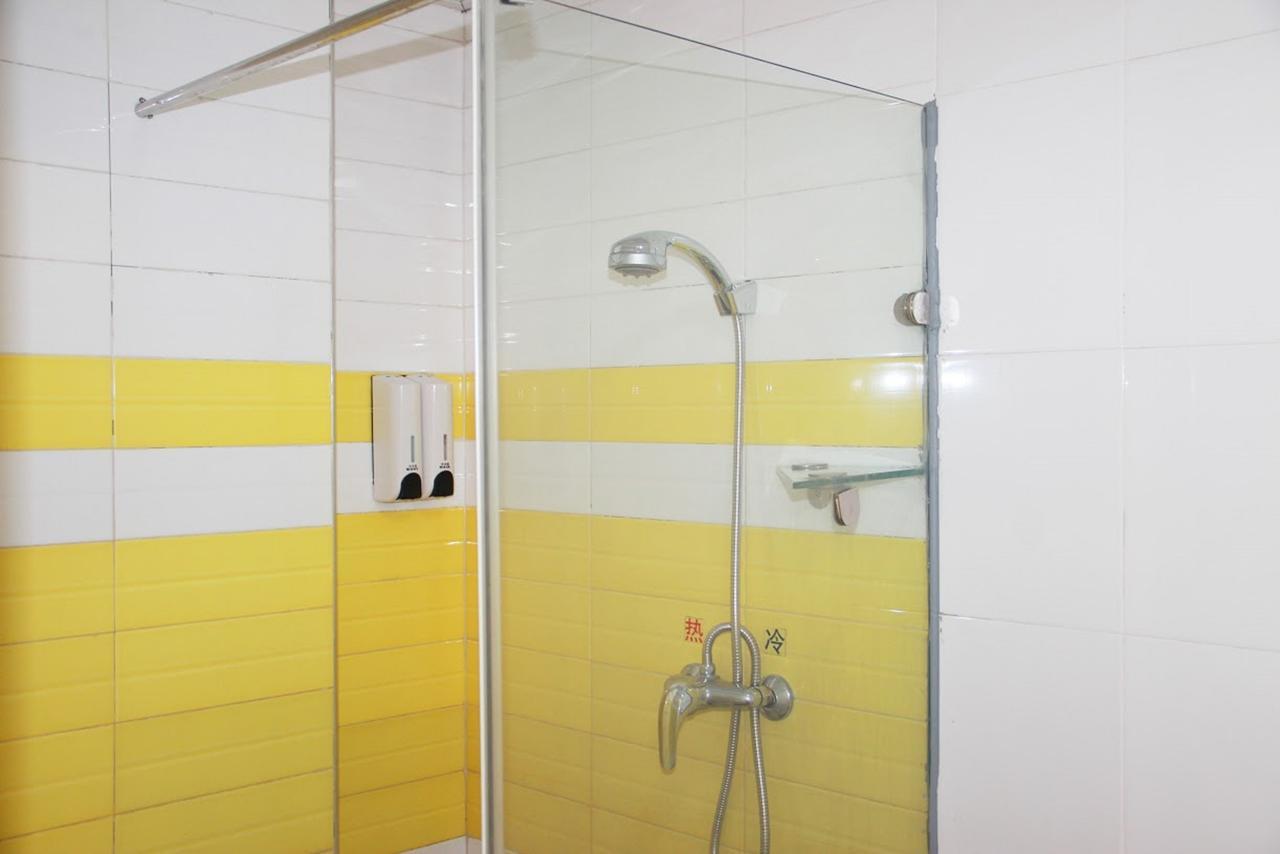 7Days Inn Wuhan Airport Panlong City Экстерьер фото